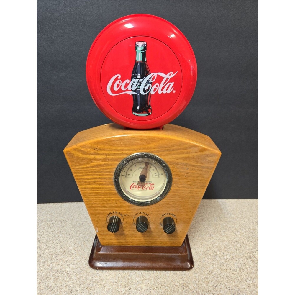 Vintage 1980s Coca-Cola Electrical AM/FM Radio with Wooden Housing and Lit Sign